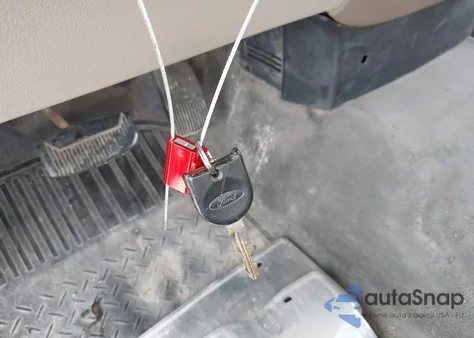 2007 Ford F-150 Stx/Xl/Xlt from USA, damaged, VIN 1FTRX12W07NA38044